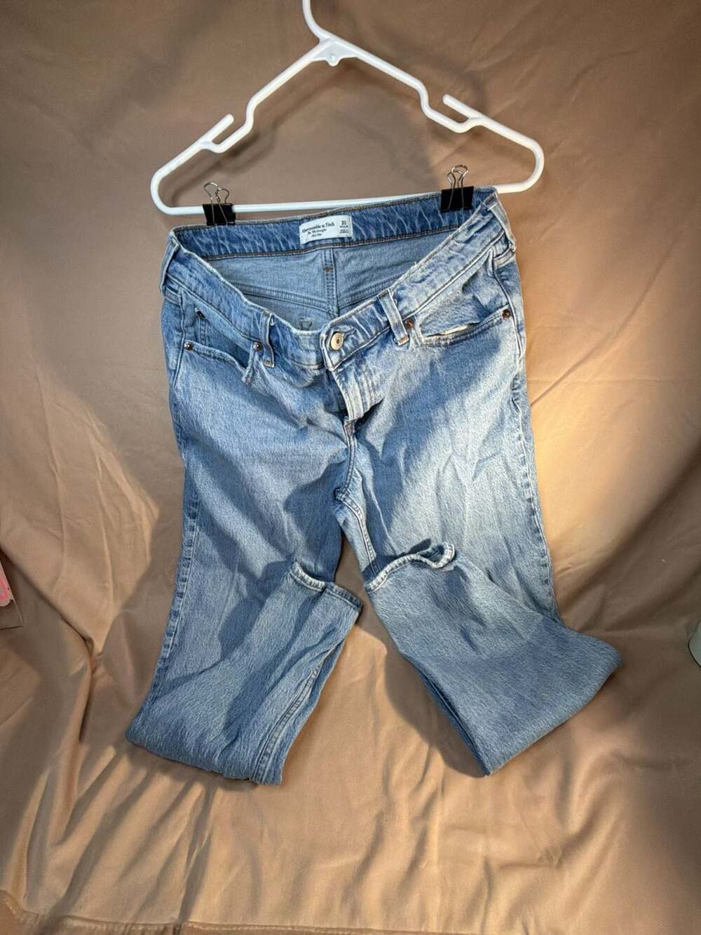 Abercrombie & Fitch The '90s Straight Mid Rise Jeans Size 31 Regular Light Wash